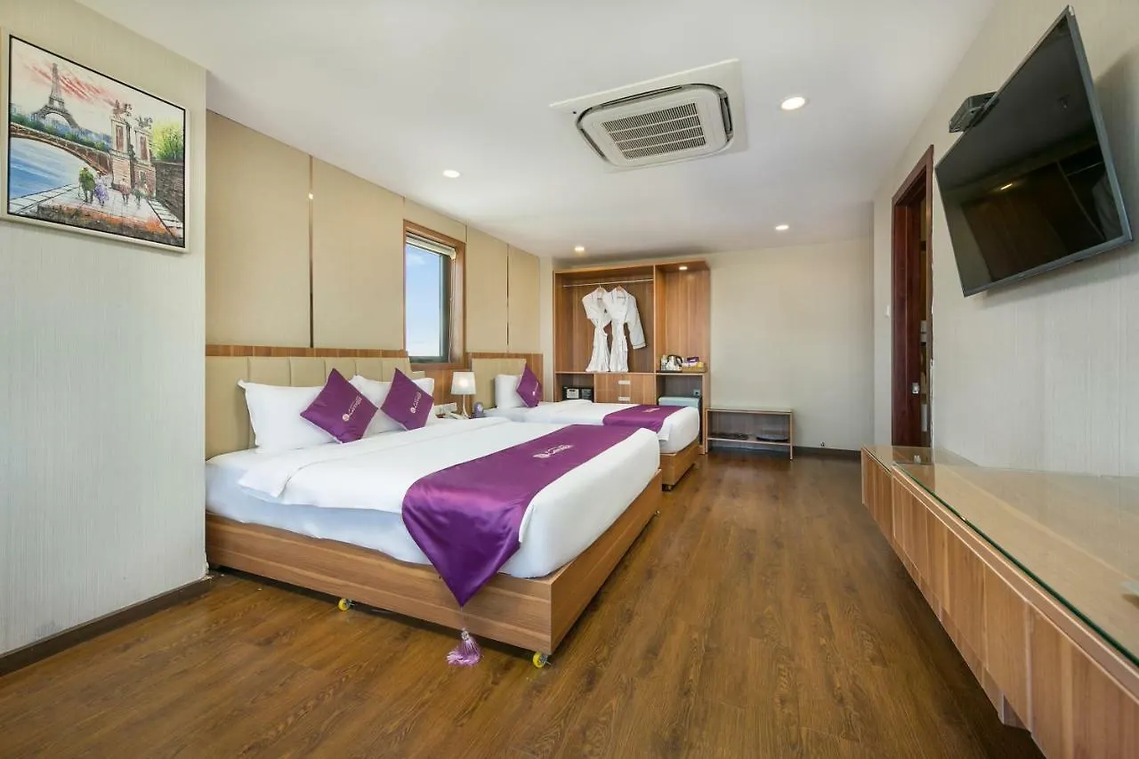 Lavender Riverside Hotel Da Nang
