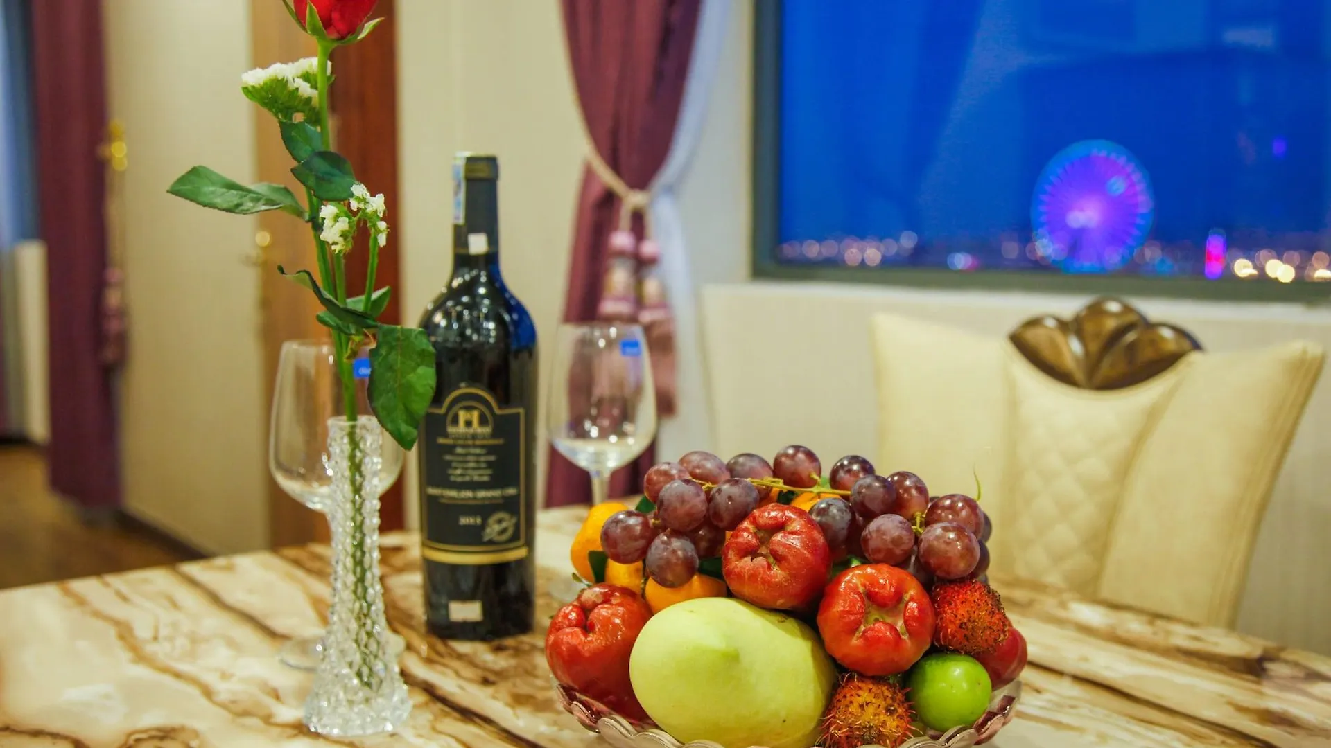Lavender Riverside Hotel ダナン市 ベトナム